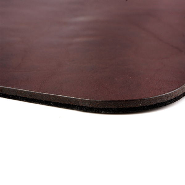 Mousepad_0008_Mousepad-Zoom Personalisiertes Mousepad aus echtem Leder – mit Gravur von Namen, Initialen oder Logo