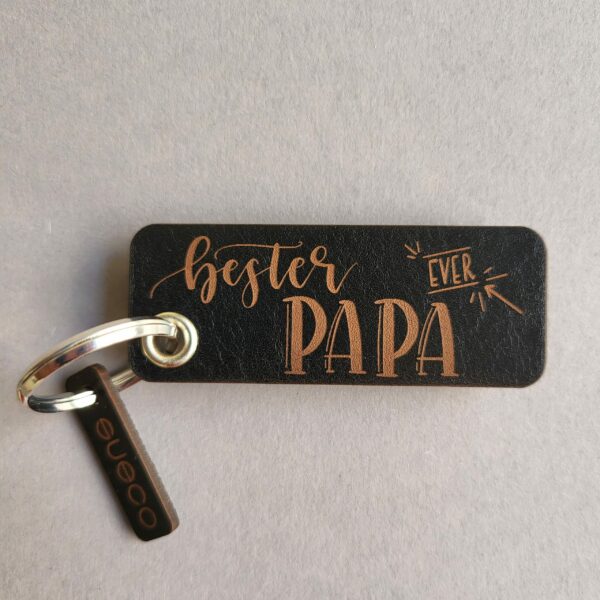 Schlüsselanhänger Papa aus Leder Schlüsselanhänger bester Papa - Leder Anhänger mit Gravur "bester Papa ever"