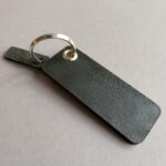 20230602_162841 "Bester Papa" - Schlüsselanhänger aus Leder mit Gravur - Geschenk für den Vater