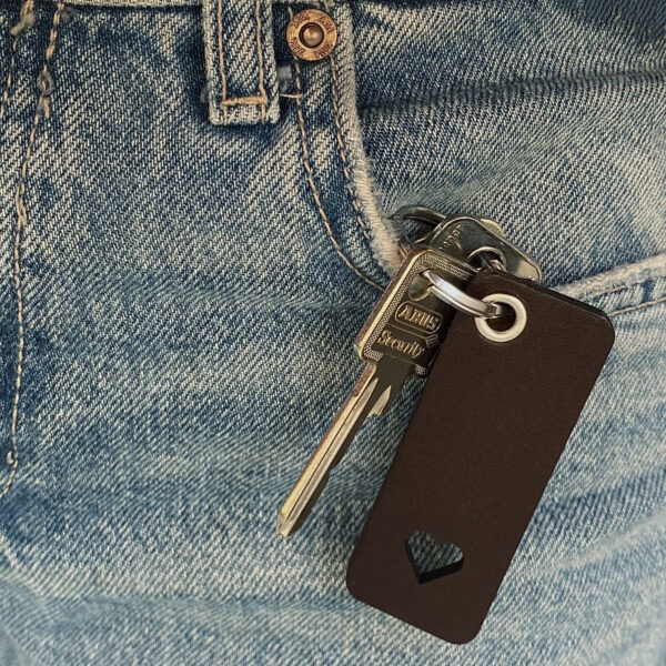 Schlüsselanhänger aus Leder mit Herz